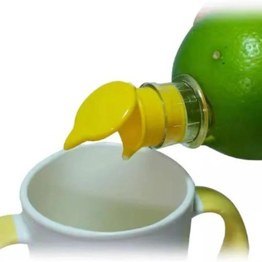 Fruit Juice Sprayer Manual Orange Lemon Juicer with Leak-Proof Nozzle Mini Handheld Juicing Gadget for Fresh Juice Making